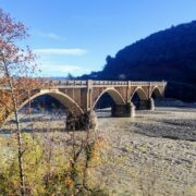 1,3 εκ. για την αποκατάσταση της κυκλοφορίας Σπερχειάδας-Υπάτης και διευθέτησης του ποταμού Ίναχου spanos