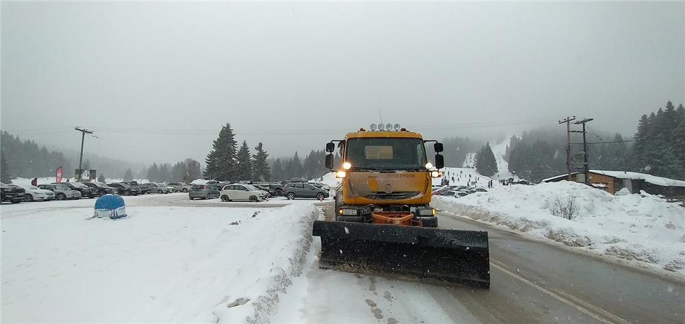 Η Περιφέρεια Θεσσαλίας καθάρισε από χιόνια όλο το οδικό δίκτυο της ευθύνης της                                                                              1