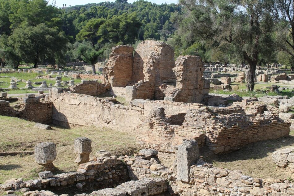 Αρχαία Ολυμπία: Ξεκινά η αποκατάσταση των Νοτίων Θερμών                                                                   950x634