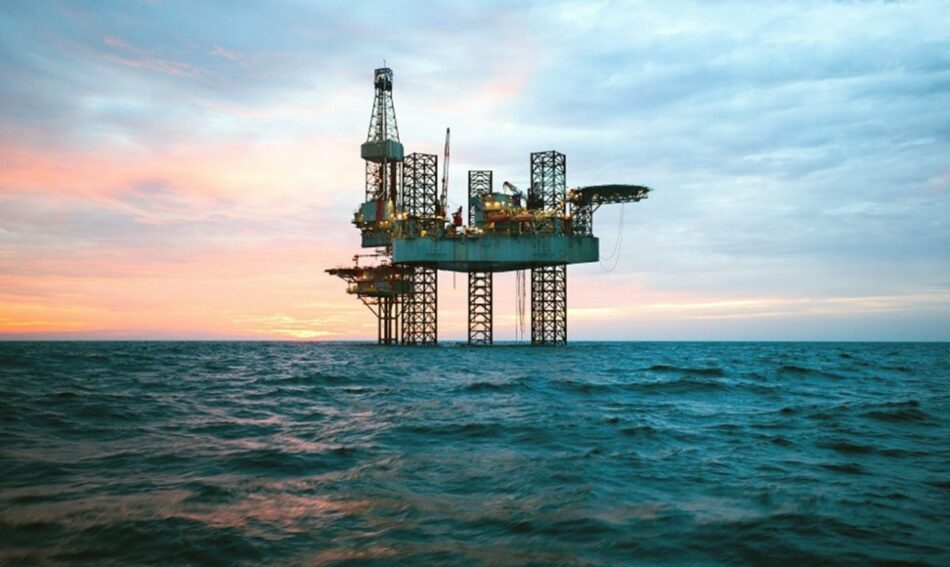 ΓΣΕΕ: Όχι στις απολύσεις των εργαζομένων στα πετρέλαια Καβάλας                                   950x567