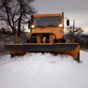 Ο Δήμος Κατερίνης καθαρίζει από χιόνια το οδικό δίκτυο ευθύνης του                                                                                                                            180x180