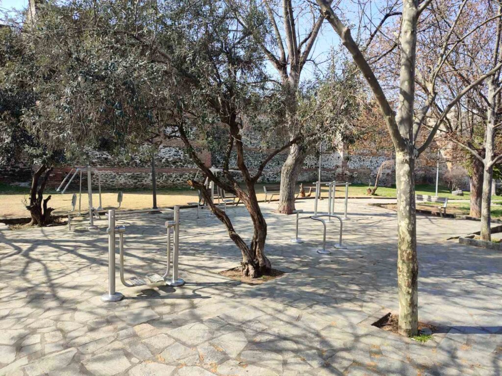 Θεσσαλονίκη: Νέα υπαίθρια γυμναστήρια στις γειτονιές της πόλης                                         2 1024x768