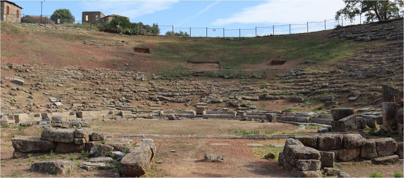 Αγρίνιο: Ξεκινούν η αποκατάσταση και η ανάδειξη του αρχαίου θεάτρου Στράτου                                                                       2