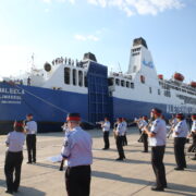 Πειραιάς: Ξεκίνησε η θαλάσσια επιβατική σύνδεση Κύπρου-Ελλάδας                                                                                                     180x180