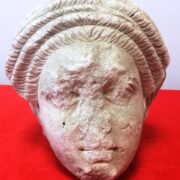 Θεσσαλονίκη: Βρέθηκε μαρμάρινη κεφαλή αρχαίου αγάλματος σε διαμέρισμα                                                                                                            180x180