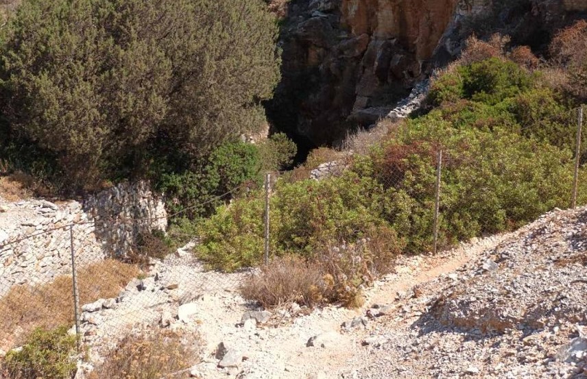ΣΥΡΙΖΑ ΣΥΡΙΖΑ: Τα αρχαία λατομεία μαρμάρου της Πάρου πρέπει να διασωθούν
