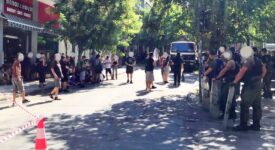 ΣΥΡΙΖΑ: Η γειτονιά των Εξαρχείων ξαναζεί στιγμές σιδηρόφρακτης καταστολής εναντίον των κατοίκων της                               275x150