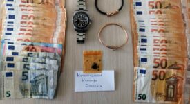 Άμεση σύλληψη αλλοδαπού που έκλεψε ρολόι χειρός από γυναίκα στη Μύκονο 14082022mykonos 275x150