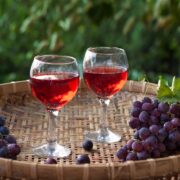 ΣΥΡΙΖΑ: Άμεση η ανάγκη οικονομικής στήριξης της αμπελοκαλλιέργειας σταφυλιών-οινοποιίας στη χώρα wine glasses 5979715 1280 180x180