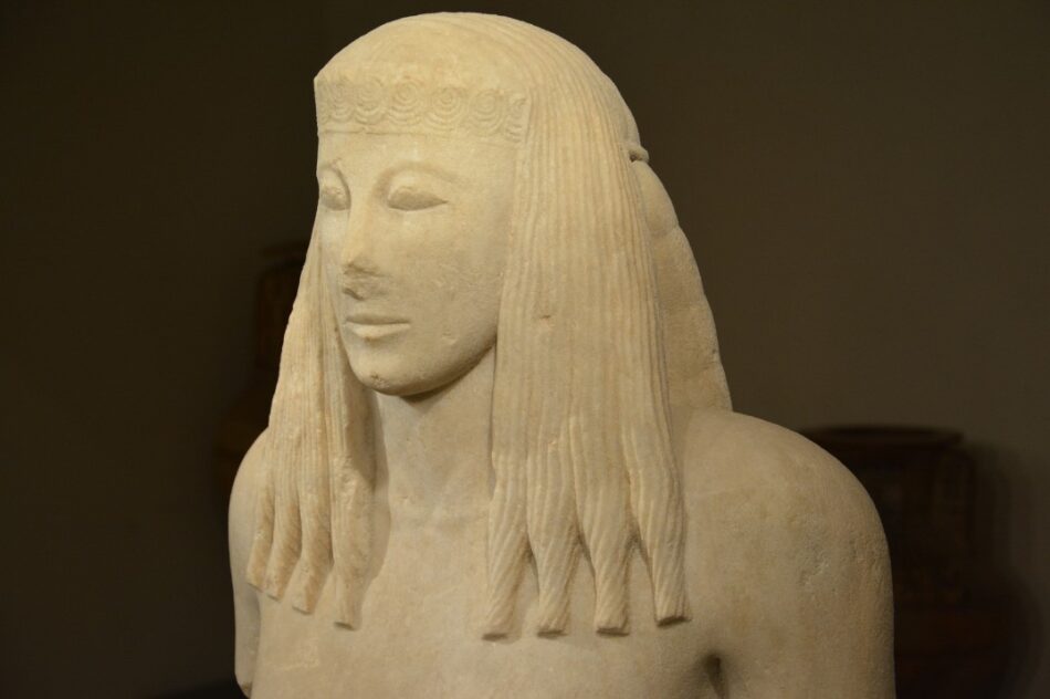 Η Κόρη της Θήρας: Ένα αριστούργημα της αρχαιοελληνικής τέχνης                               950x632
