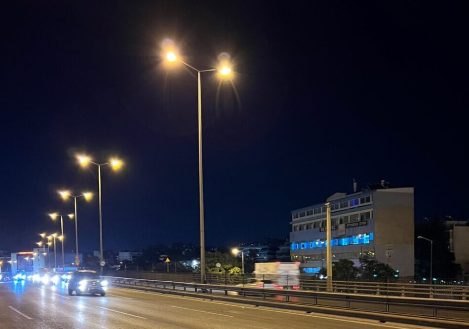 Περιφέρεια Αττικής: Λάμπες led στο 85% των φωτιστικών στους δρόμους της Αττικής              led        85                                                                             950x668