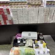 Θεσσαλονίκη Θεσσαλονίκη: Συνελήφθησαν 2 έμποροι λαθραίων καπνικών προϊόντων και ναρκωτικών ουσιών 220920222tsig 180x180