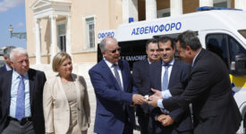 Η Βουλή των Ελλήνων δώρισε ασθενοφόρο στο Κέντρο Υγείας Καλλονής Λέσβου IMG  20 09 2022 117 275x150