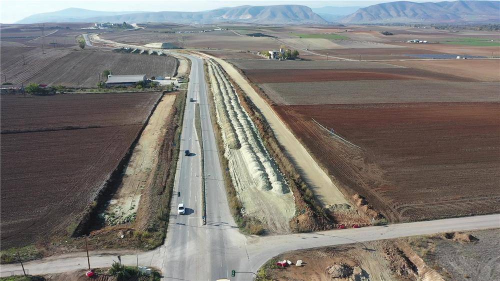 Θεσσαλία: Προχωρούν οι εργασίες για την κατασκευή του νέου δρόμου από Τερψιθέα έως Ραχούλα                                                                                                                                                                       3