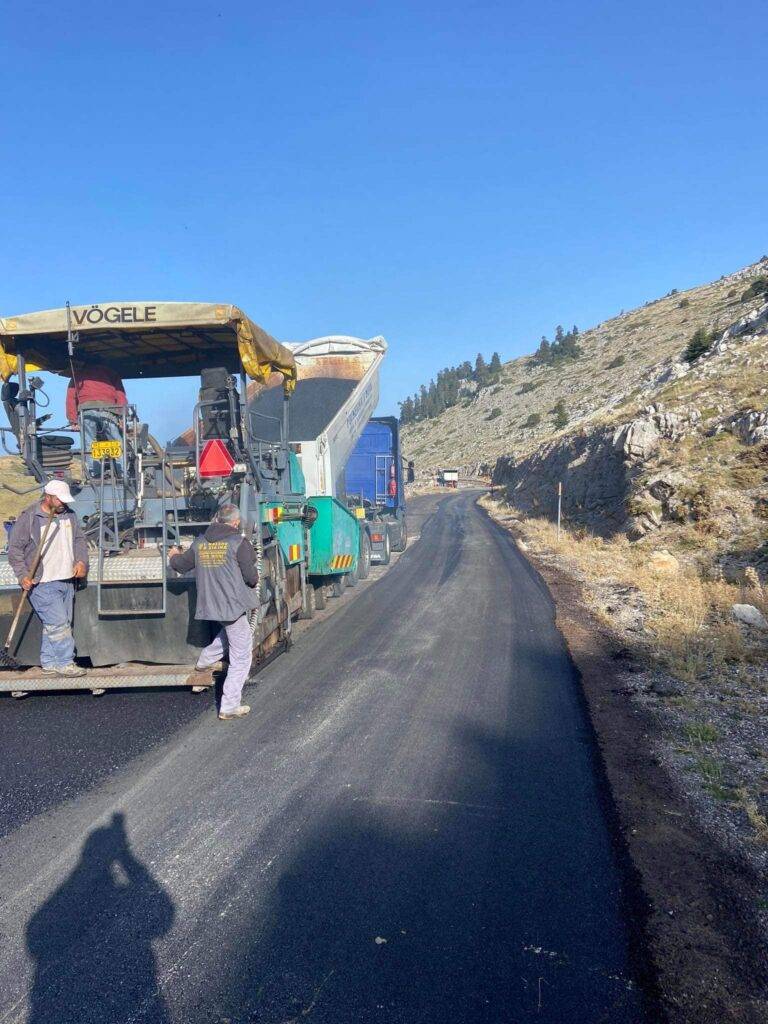 Ο Δήμος Δελφών ολοκλήρωσε την επισκευή του οδικού δικτύου προς το Χ.Κ. Παρνασσού