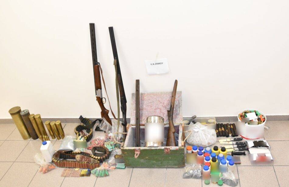 Σύλληψη στη Σάμο για παραβάσεις της νομοθεσίας όπλων και βεγγαλικών                                                                                                                               950x614