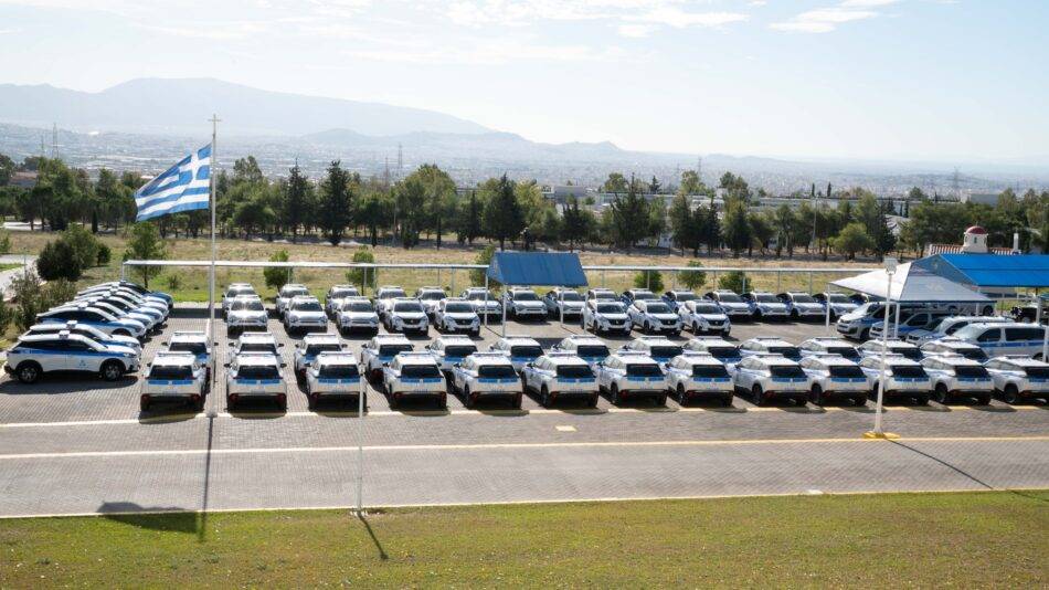Η Ελληνική Αστυνομία παρέλαβε 63 νέα οχήματα 23112022paralavioximatwn001 950x534