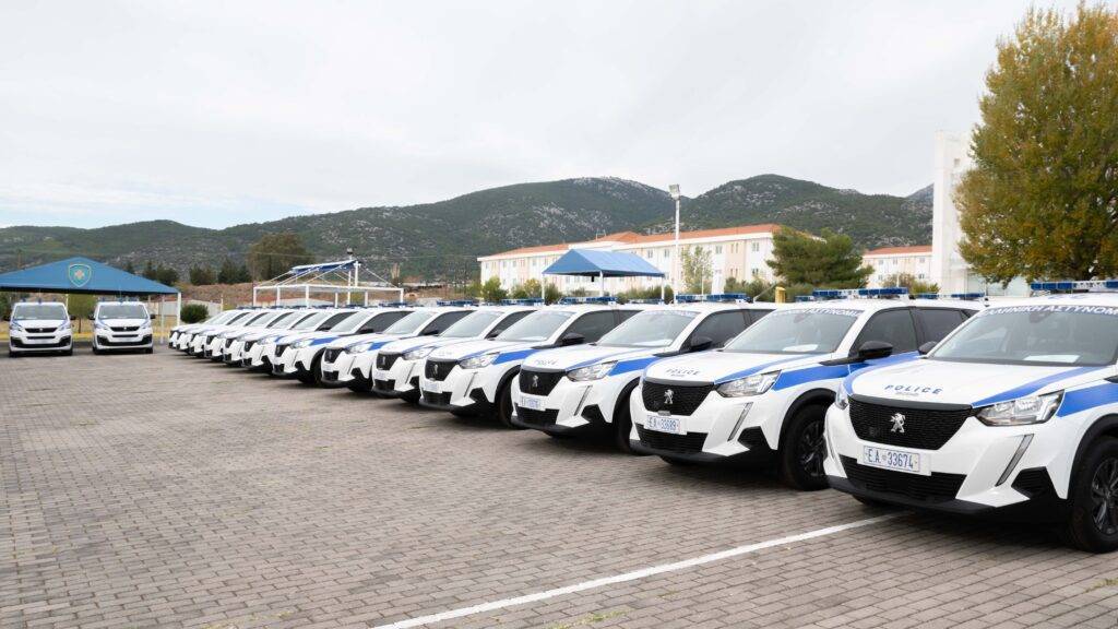 Η Ελληνική Αστυνομία παρέλαβε 63 νέα οχήματα 23112022paralavioximatwn002 1024x576