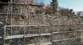 Προχωρούν οι εργασίες στερέωσης τειχών του Κάστρου Λαμίας                                                                                                             275x150