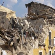 Λέσβος: Από τη Δευτέρα αυτοψίες στις πληγείσες από το σεισμό περιοχές seismos 45 180x180