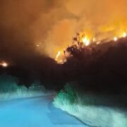 Ως τέλος του έτους οι προθεσμίες για τα πληγέντα από τις πυρκαγιές του Ιουλίου 2018 κτήρια σε Πελοποννήσο κι Αττική                  2018 180x180