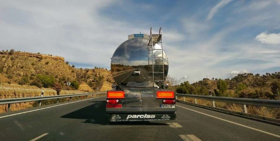 Απαγόρευση κυκλοφορίας φορτηγών άνω των 3,5 τόνων κατά την περίοδο εορτασμού της Πρωτομαγιάς vytio 1 950x478