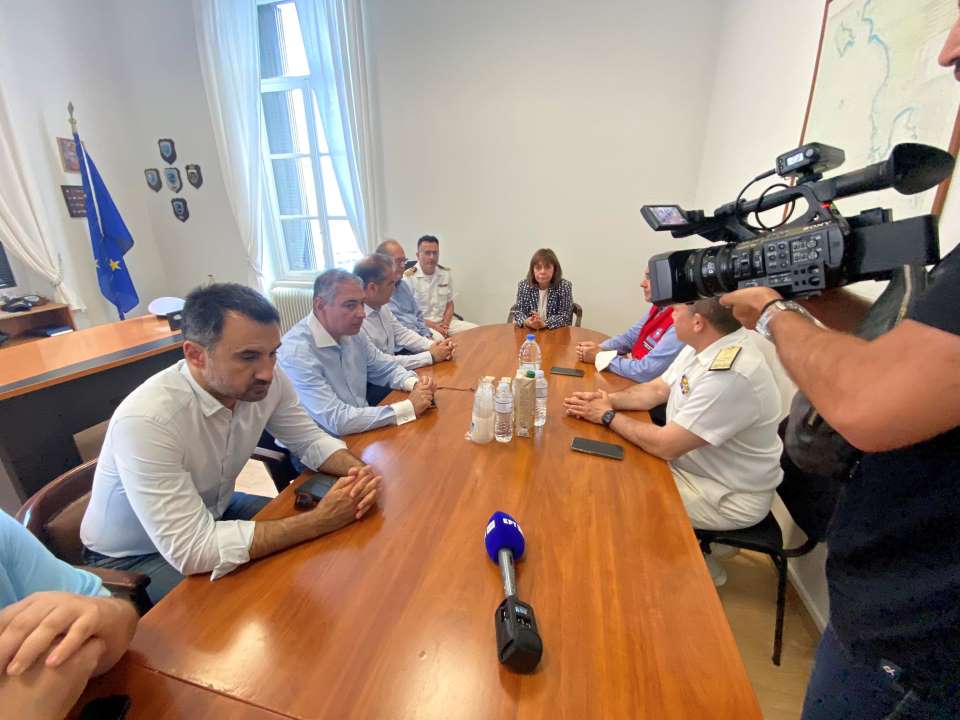 Η Πρόεδρος της Δημοκρατίας Κατερίνα Σακελλαροπούλου πήγε εκτάκτως στην Καλαμάτα                                                                                                                                                       2