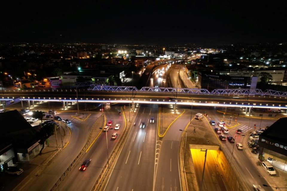 Νέος φωτισμός στη γέφυρα της Λεωφόρου Αθηνών