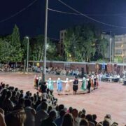 Πλήθος κόσμου στο 2ο Αντάμωμα Παραδοσιακών Χορών Δήμου Καλαμάτας                                  2                                                                                      180x180