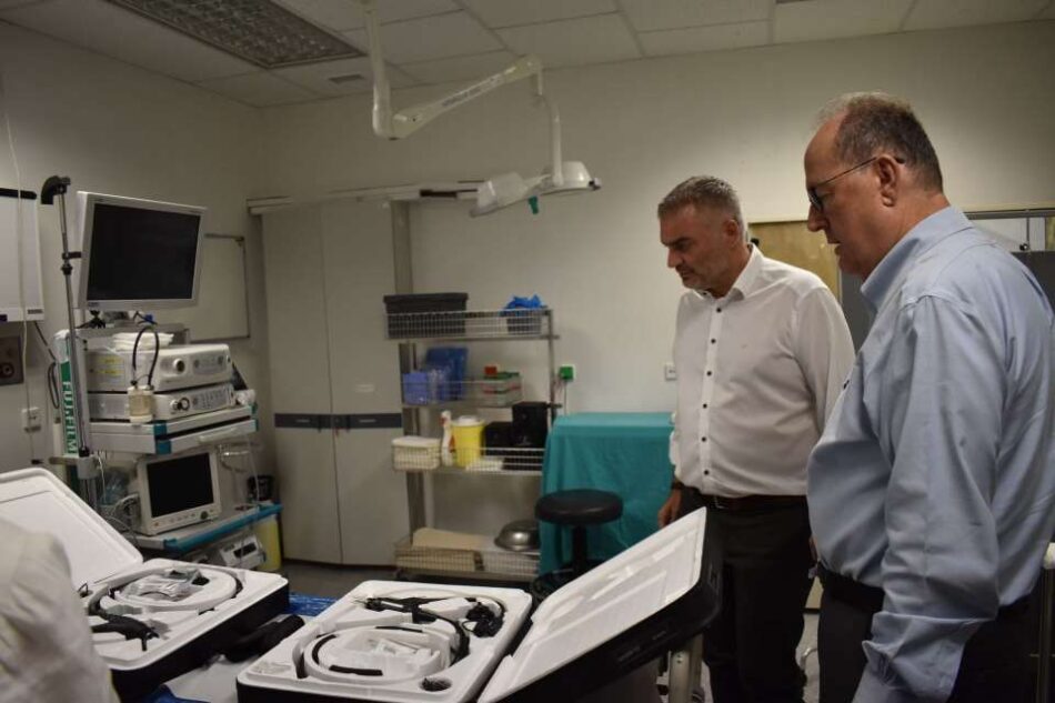 Νέος ιατρομηχανολογικός εξοπλισμός παραδόθηκε στο νοσοκομείο Καλαμάτας DSC 0091 950x633