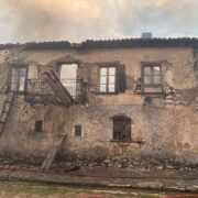 Ανακοίνωση του Υπουργείου Πολιτισμού για τη φωτιά στην Ιερά Μονή Οσίου Λουκά iera moni osiou louka 248233 180x180