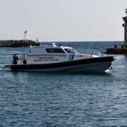Εντοπισμός και διάσωση 63 ατόμων και σύλληψη του διακινητή τους στην Κρήτη                                                180x180