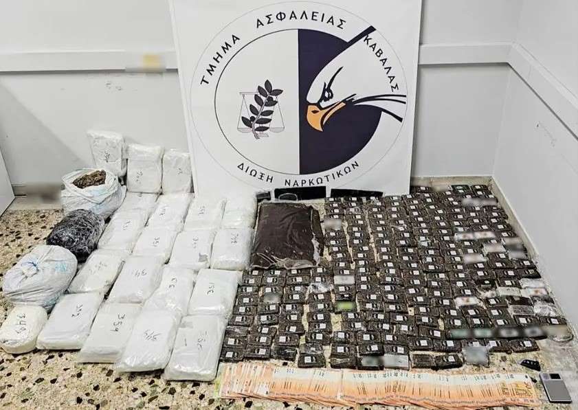 Συλλήψεις για ναρκωτικά σε Θεσσαλονίκη και Καβάλα