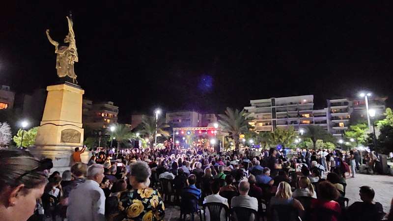 Αχαΐα: Πλήθος κόσμου στη συναυλία της Μελίνας Κανά στα Ψηλά Αλώνια