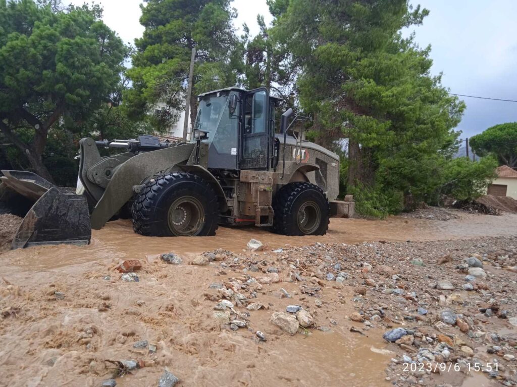 Οι Ένοπλες Δυνάμεις στις πληγείσες περιοχές της Θεσσαλίας 07 sep 001 2 1024x768