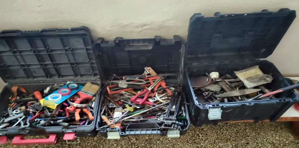 Αλβανός έκλεψε εργαλεία από μαγαζί στη Θεσσαλονίκη και προσπάθησε να τα πάει στην Αλβανία