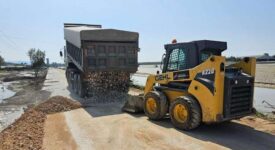 Θεσσαλία: Συνεχίζονται οι εργασίες αποκατάστασης οδικών δικτύων και καθαρισμού ποταμών                                                                                                                                                  275x150