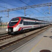 Σκέψεις για δρομολόγηση τραίνου, που θα συνδέει Ελλάδα-Βουλγαρία-Ρουμανία, με την Ουκρανία Train 180x180
