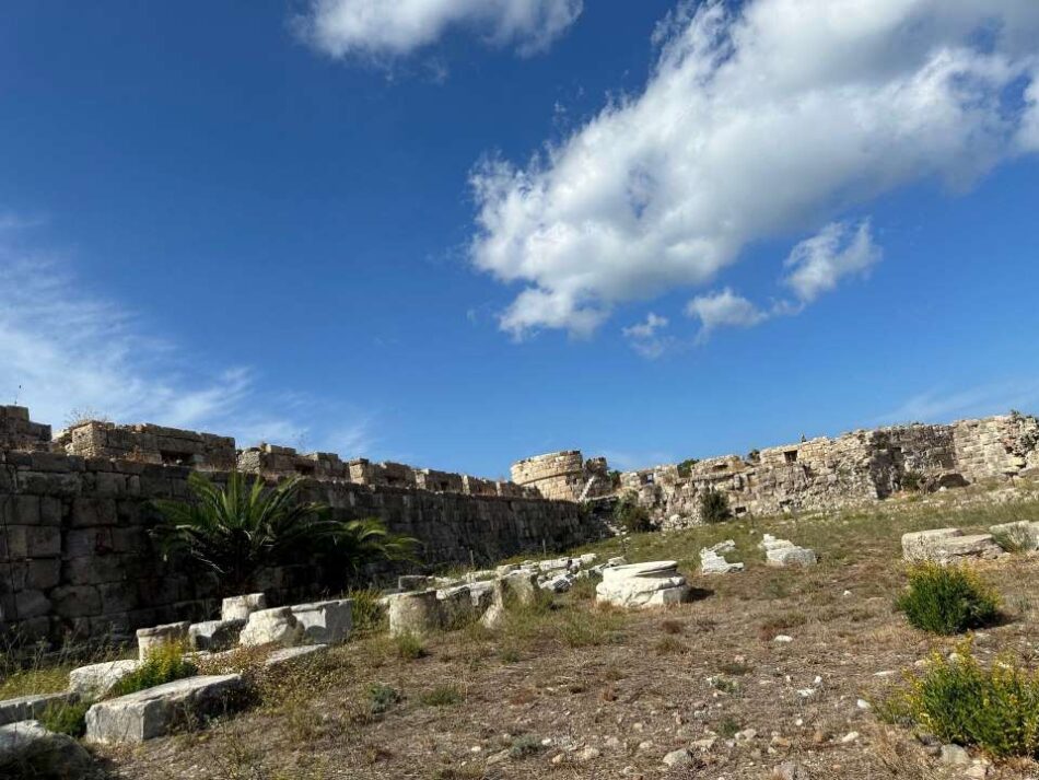 Προχωρά η αποκατάσταση αρχαιολογικών χώρων και μνημείων της Κω, που επλήγησαν από τον σεισμό του 2017                                              950x713