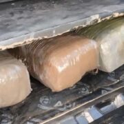 Θεσπρωτία: Μετέφερε 74 κιλά κάνναβη με το αυτοκίνητό του                  74                                                               180x180