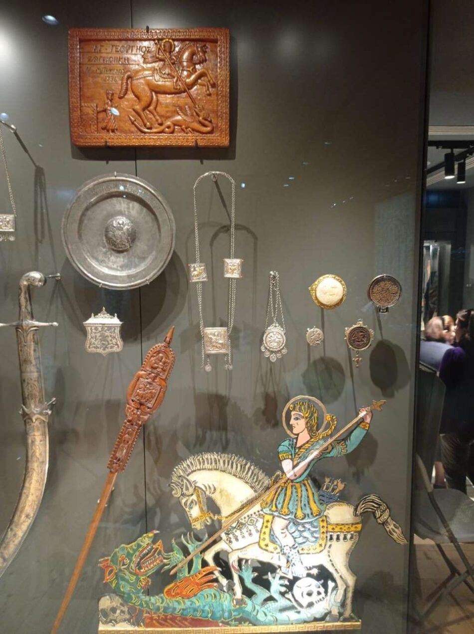 Ανοίγει πάλι το Μουσείο Νεότερου Ελληνικού Πολιτισμού                                                                         950x1271