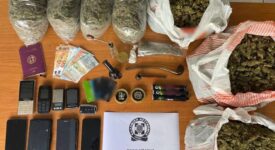 Συνελήφθησαν διακινητές ναρκωτικών στη Βούλα                                                                                      275x150