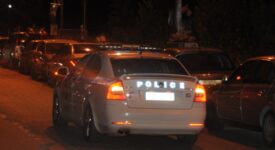 20χρονος οδηγούσε χωρίς δίπλωμα και παραβίαζε κόκκινα φανάρια στο κέντρο της Αθήνας Astynomia Octavia 275x150