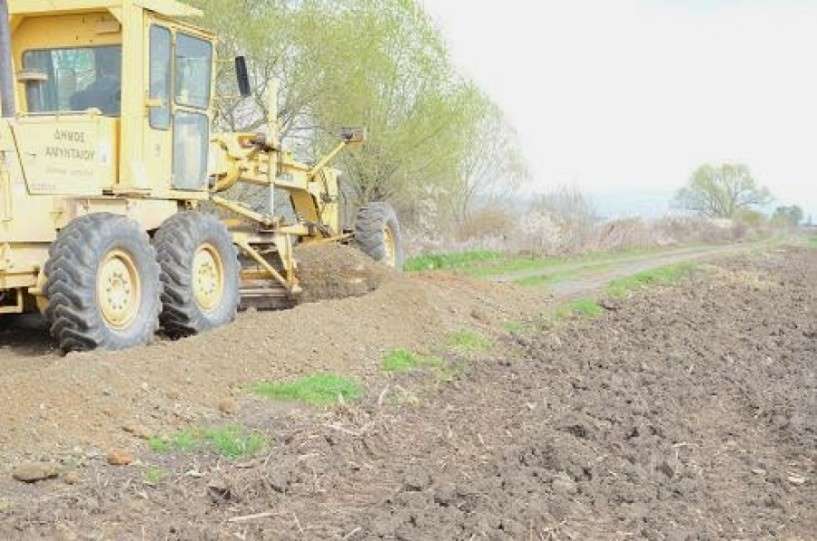 Η Περιφέρεια Στερεάς Ελλάδας χρηματοδοτεί έργα αγροτικής οδοποιίας στους δήμους Λαμιέων και Χαλκιδέων agr