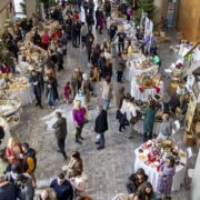 Θεσσαλονίκη: Καινοτόμα προϊόντα και περιβαλλοντική ευαισθησία στην Χριστουγεννιάτικη Αγορά στο Δημαρχείο                                                                         180x180