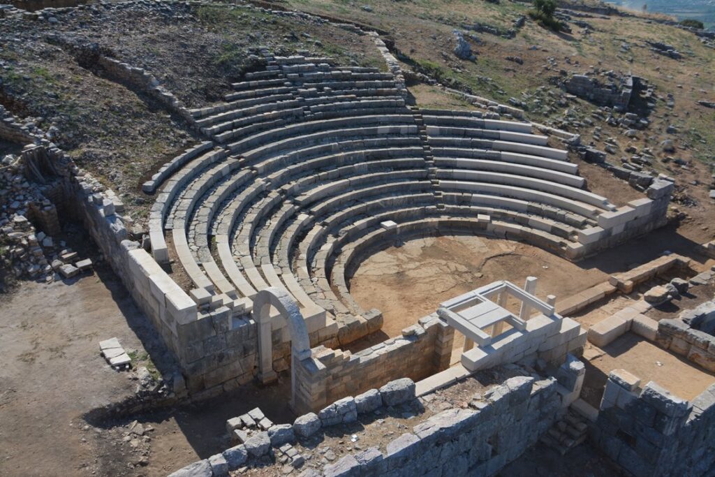 Αιτωλοακαρνανία: Αποκαταστάθηκε το αρχαίο θέατρο Πλευρώνας 4