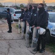 47 συλλήψεις σε καταυλισμό της Αργολίδας για ρευματοκλοπή και άλλα αδικήματα 47                                                                                                                                           180x180