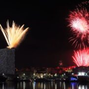 Ο Δήμος Πειραιά υποδέχθηκε το νέο έτος με ένα φαντασμαγορικό υπερθέαμα                                                                                                                                    180x180