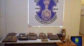 Σύλληψη 80χρονου για εμπορία πλαστών πινάκων και κατοχή αρχαίων κινητών μνημείων και βυζαντινών εικόνων                80                                                                                                                                                                               275x150