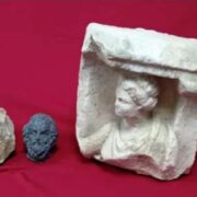 Θεσσαλονίκη: Σύλληψη ατόμου που επιχειρούσε να πουλήσει αρχαία αντικείμενα                                                                                                                                            180x180